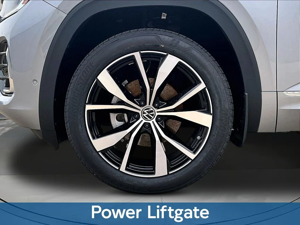 2026 Volkswagen Atlas Cross Sport SEL Premium R-LINE - Photo 12