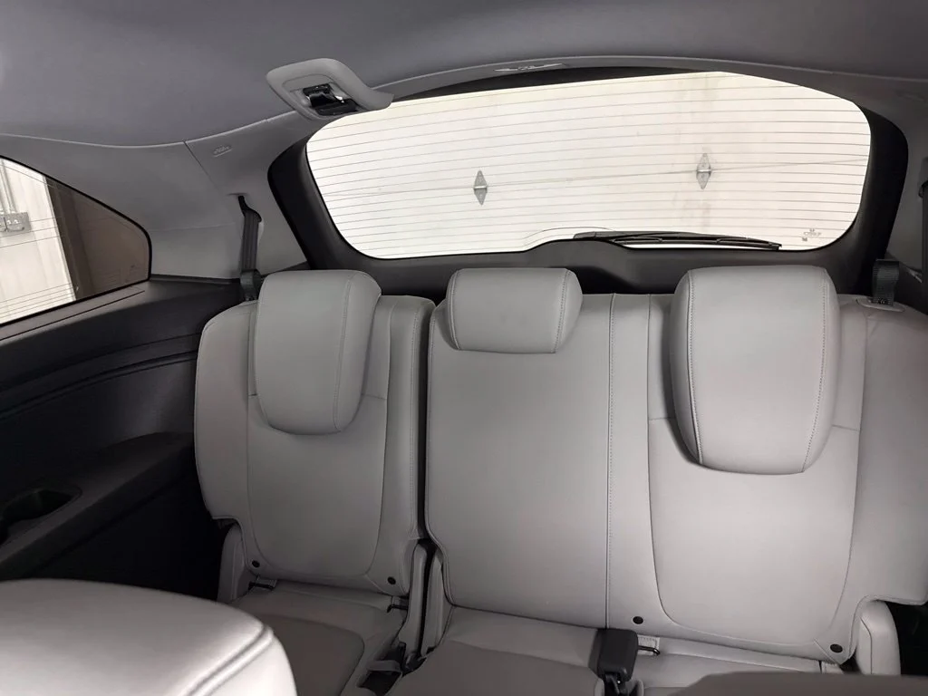 Used 2020 Silver Honda EX-L image 16