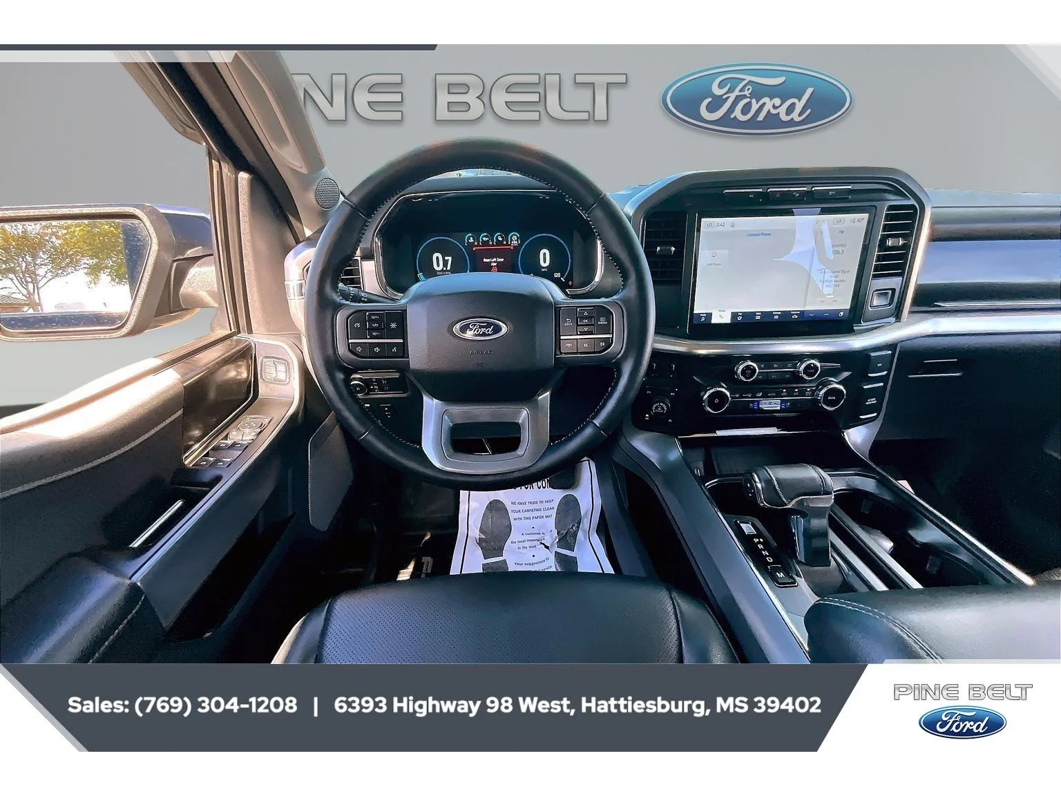 Used 2022 Antimatter Blue Metallic Ford LARIAT image 5