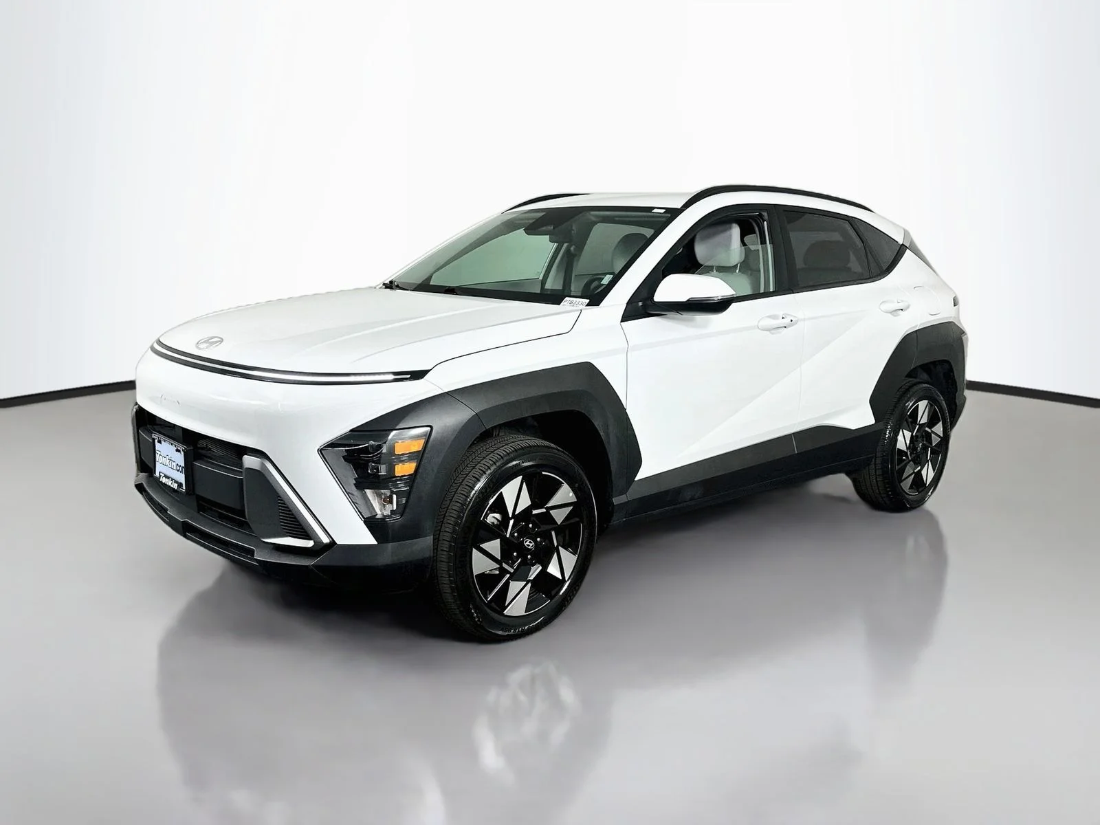 Used 2025 Atlas White Hyundai SEL image 3