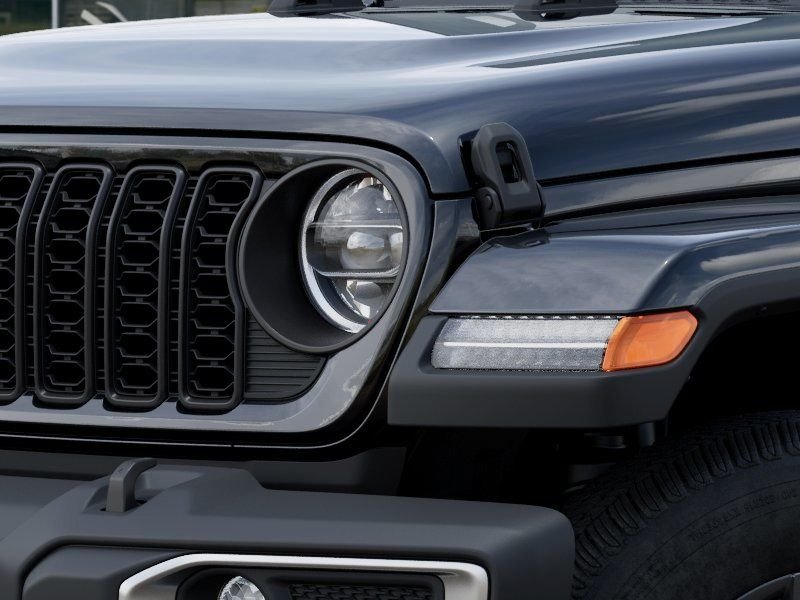New 2026 Black Clear-Coat Exterior Paint Jeep 85th Anniversary Edition image 10