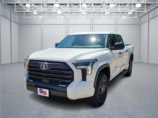 Used 2024 Ice Cap Toyota SR5 (A10) 4x4 CrewMax 5.5 ft. box 145.7 in. WB image 1