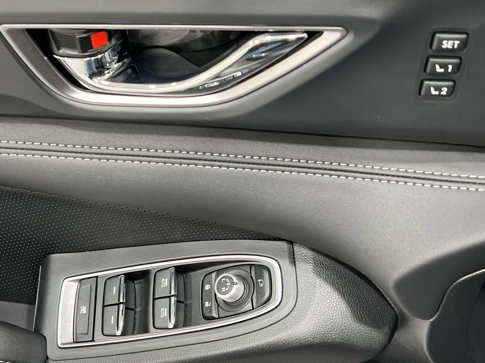New 2026 MAGNETITE GRAY METALLIC Subaru Limited image 13