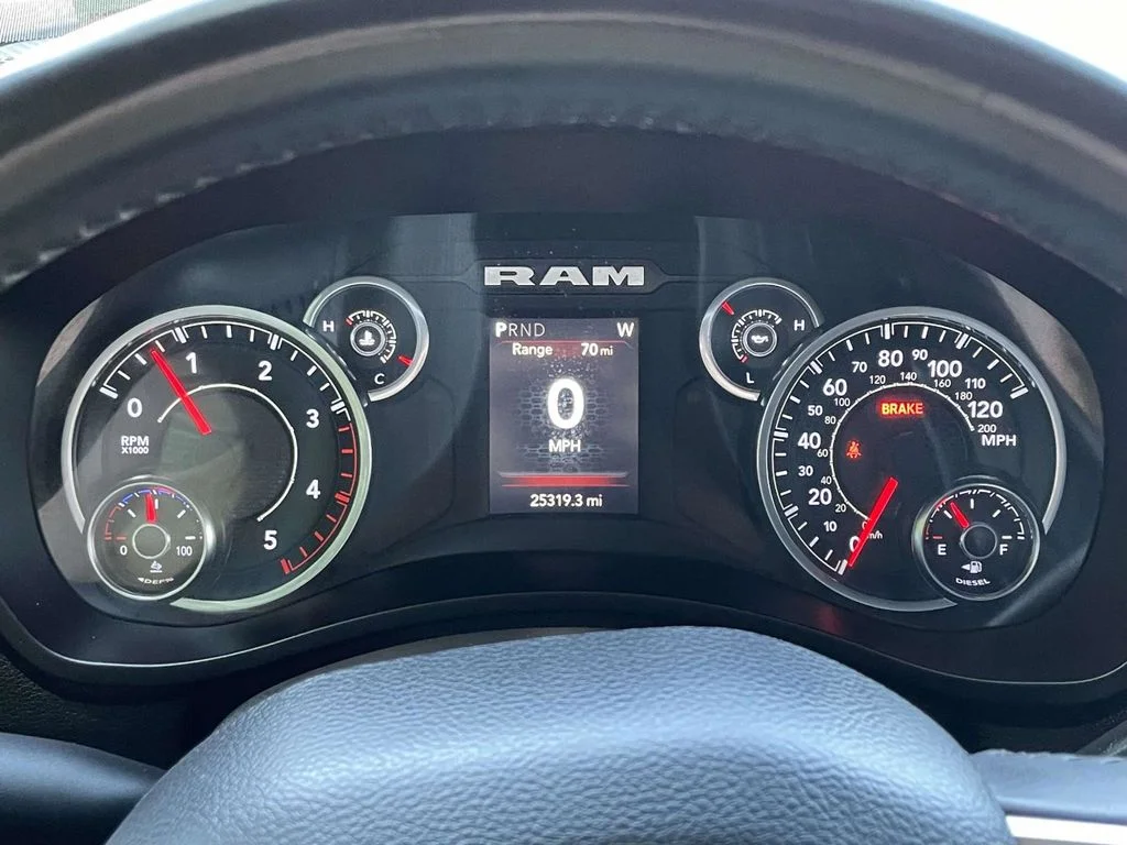 Used 2024 White Ram Big Horn image 28