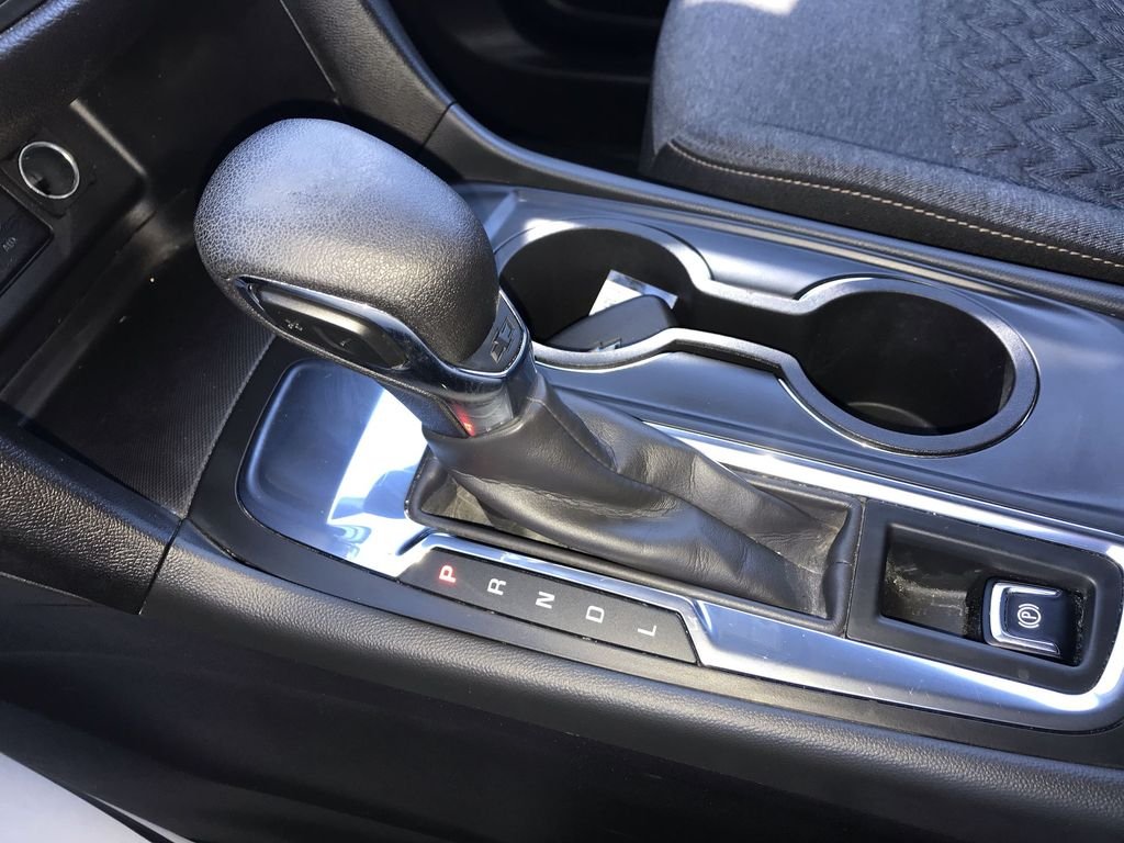 2023 Chevrolet Equinox LT - Photo 19