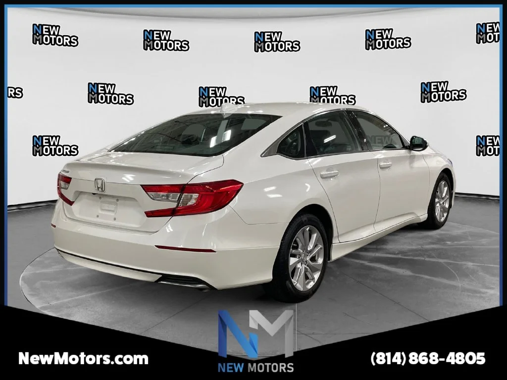 Used 2020 White Honda LX image 5