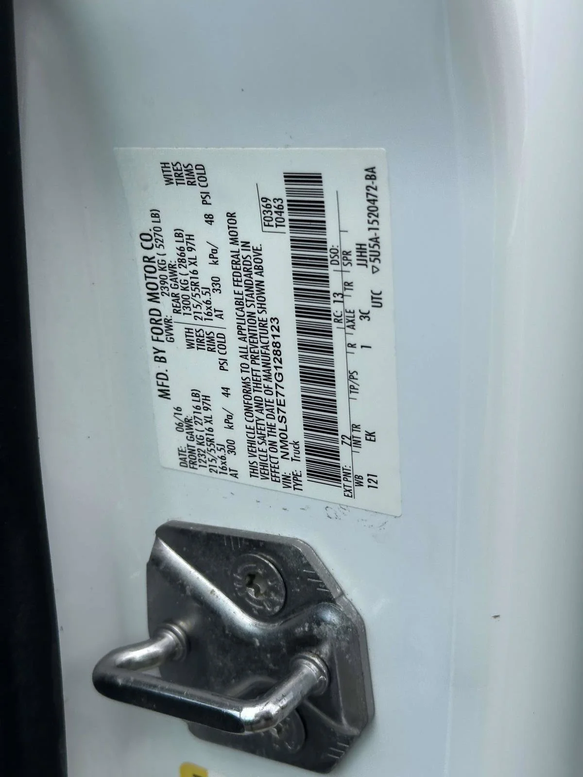 Used 2016 White Ford XL image 20