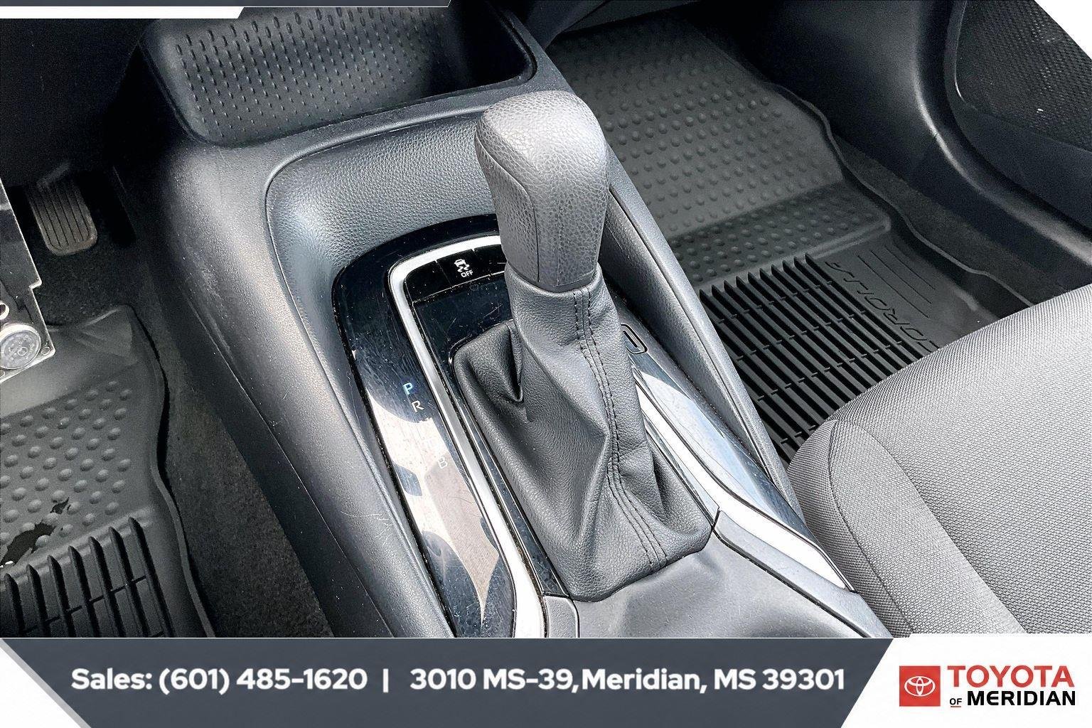 Used 2023 Ice Cap Toyota LE image 23