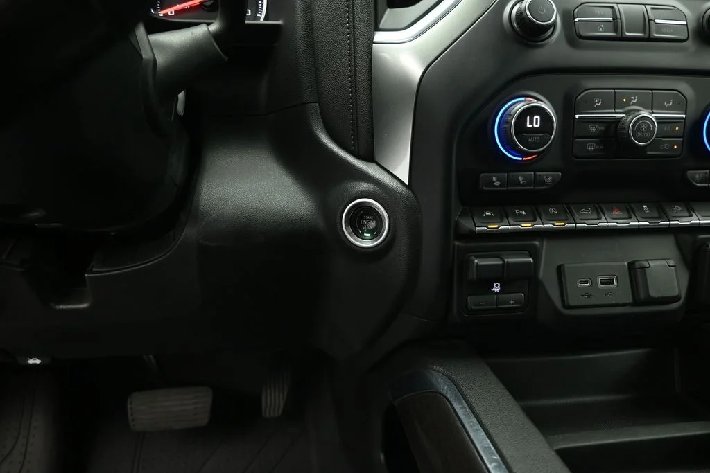 Used 2019 Beige Chevrolet LTZ image 15