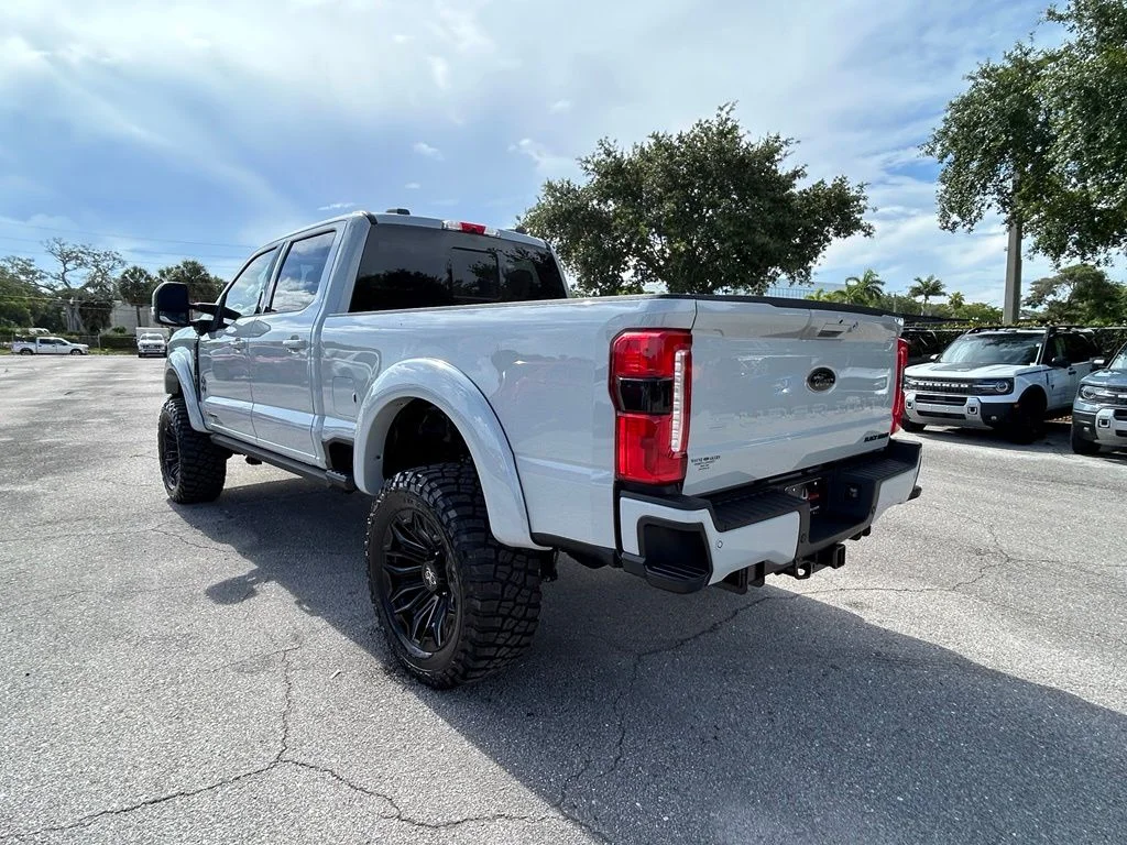 New 2026 Avalanche Ford Lariat image 6