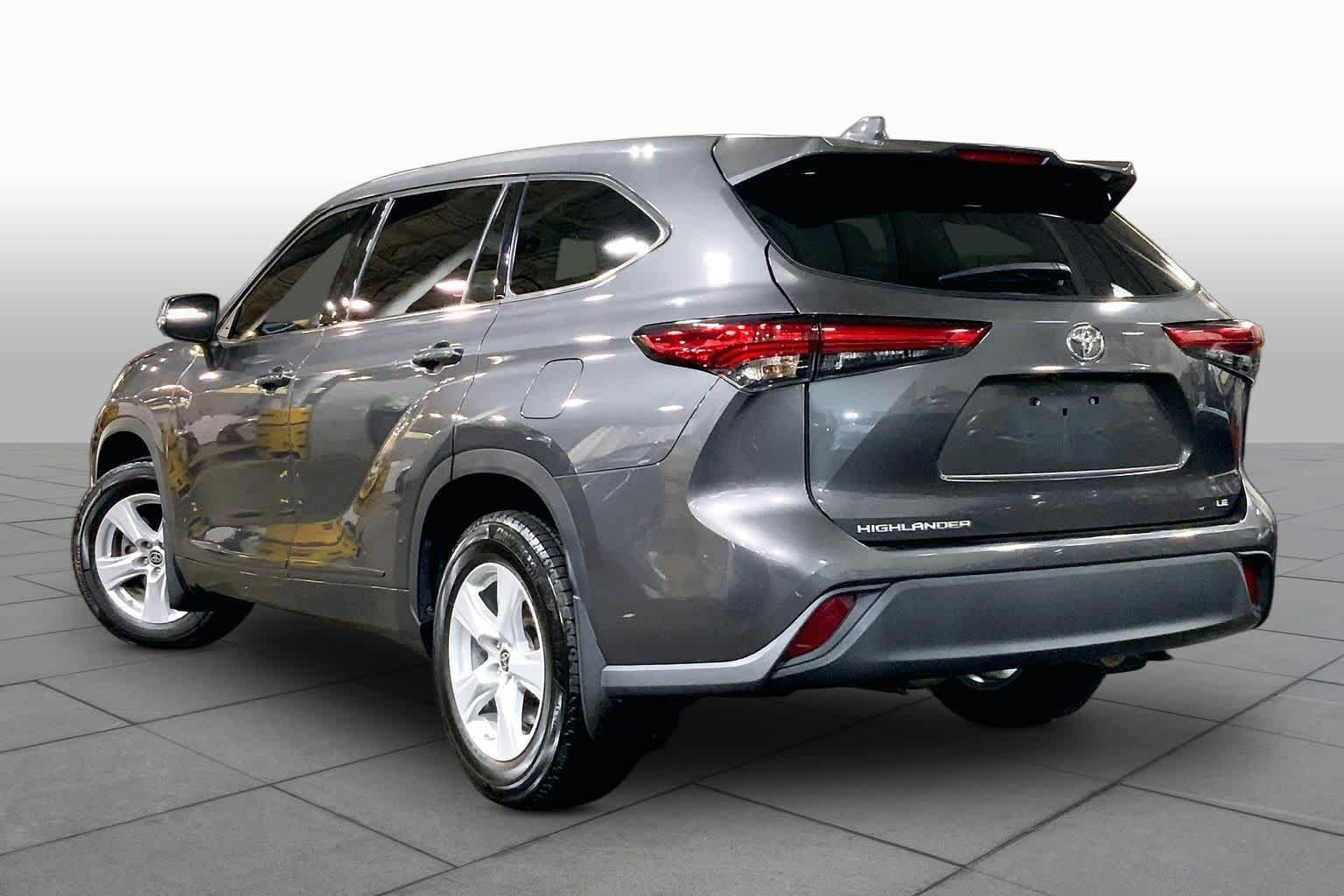 Used 2021 Magnetic Gray Metallic Toyota LE image 12