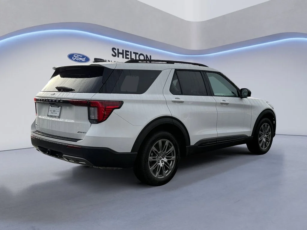 2026 Ford Explorer Active - Photo 5