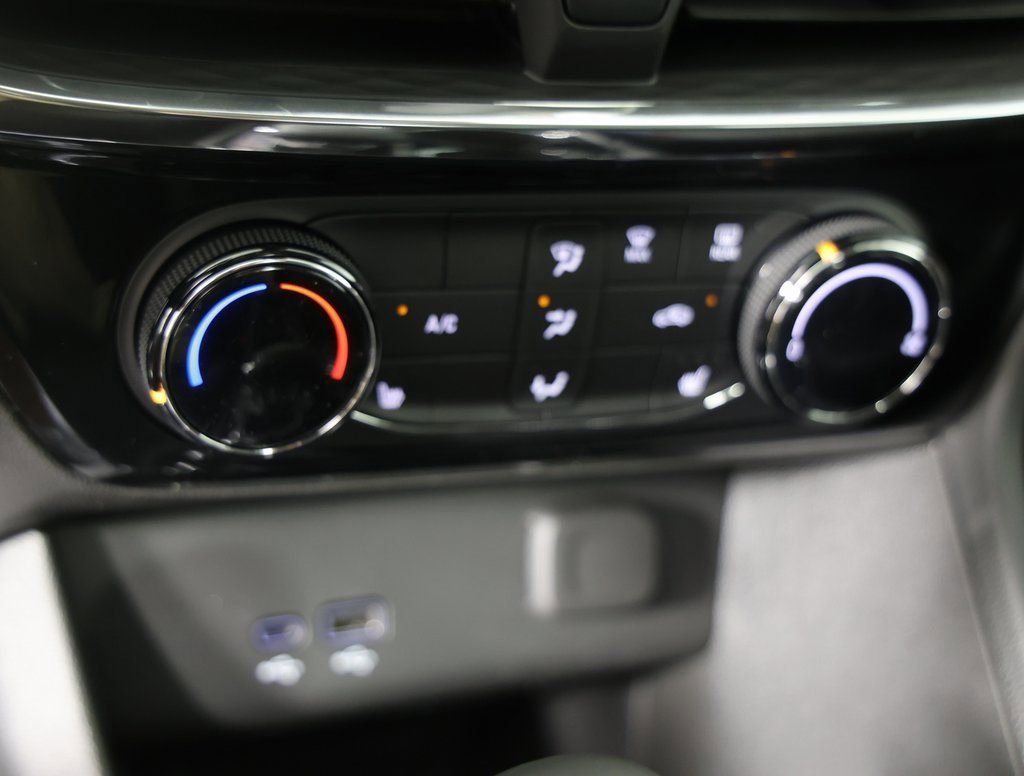 2026 Buick Encore GX Sport Touring - Photo 16