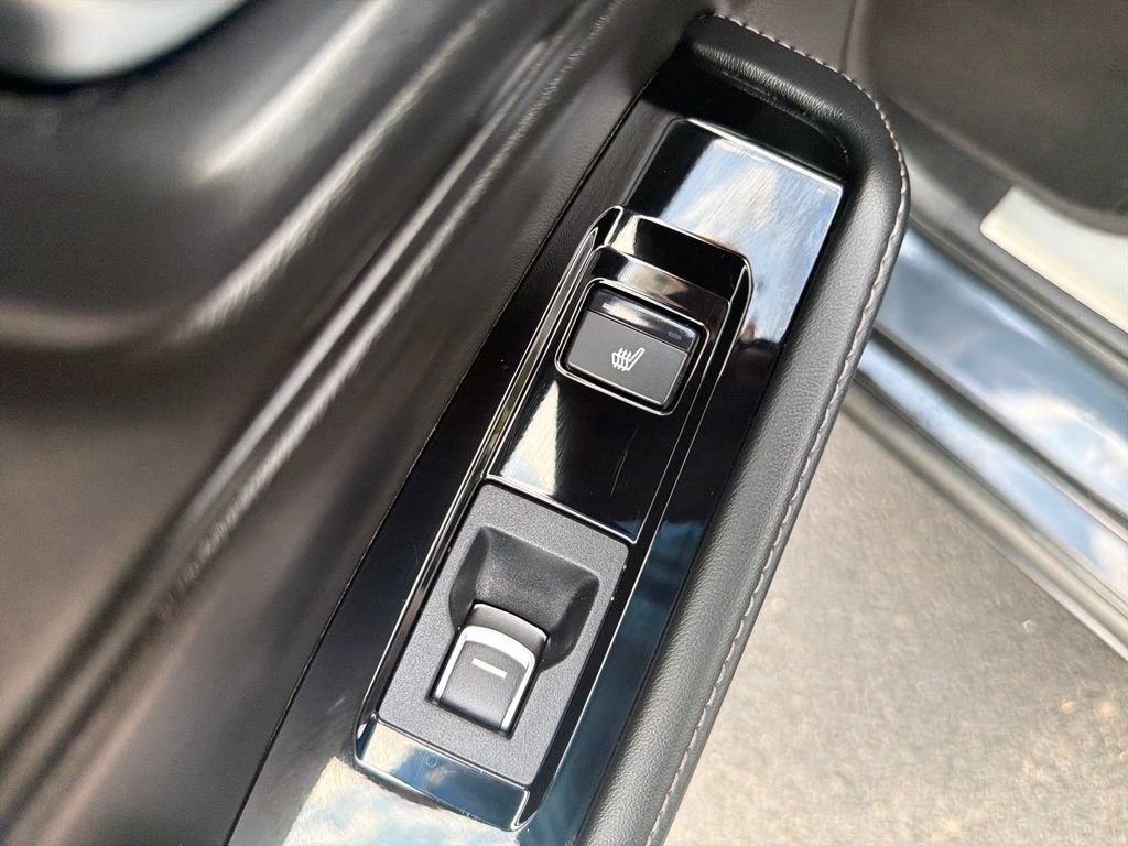 2023 Honda Accord Hybrid Touring - Photo 45