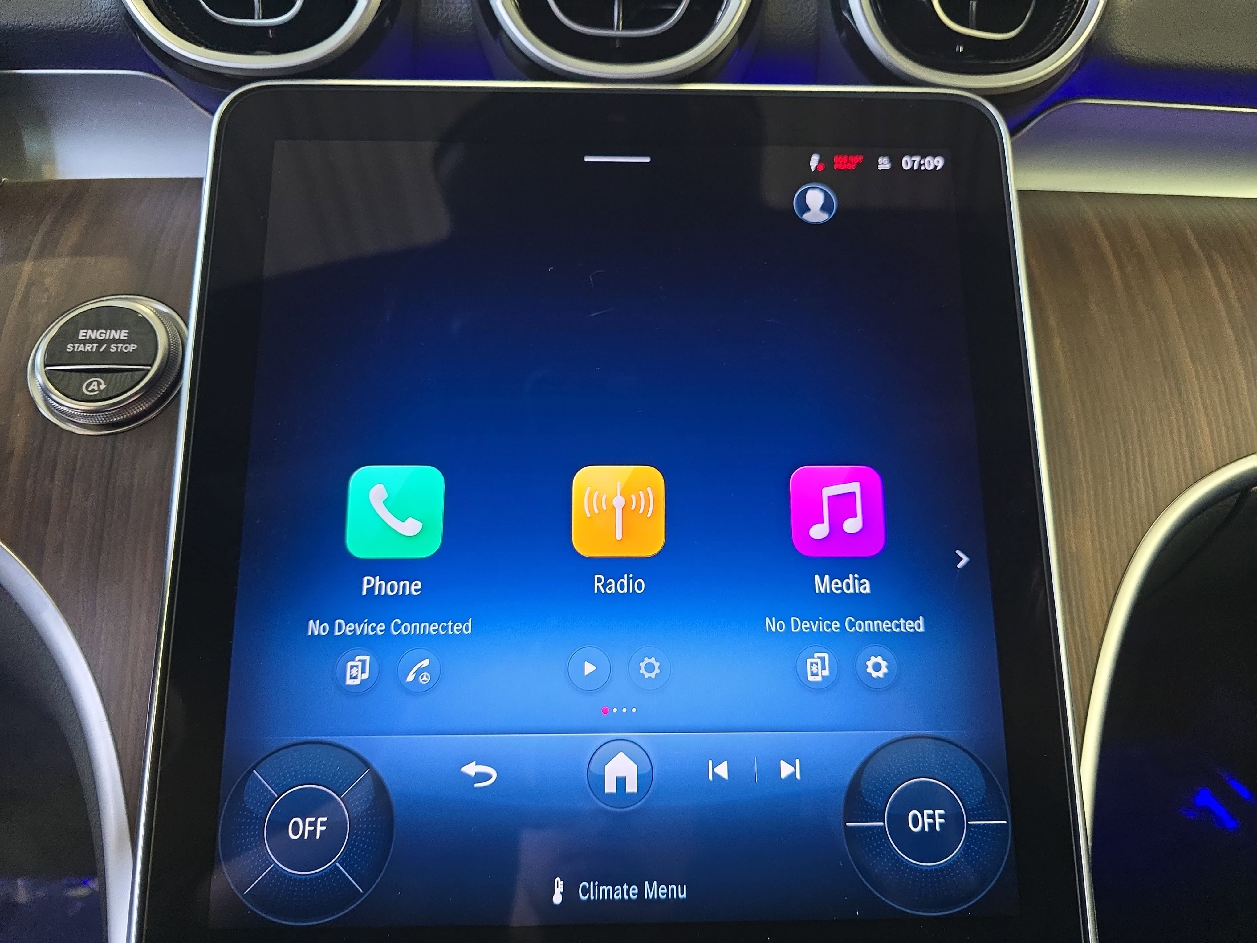 New 2026 MANUFAKTUR Alpine Grey Mercedes-Benz C300 image 22