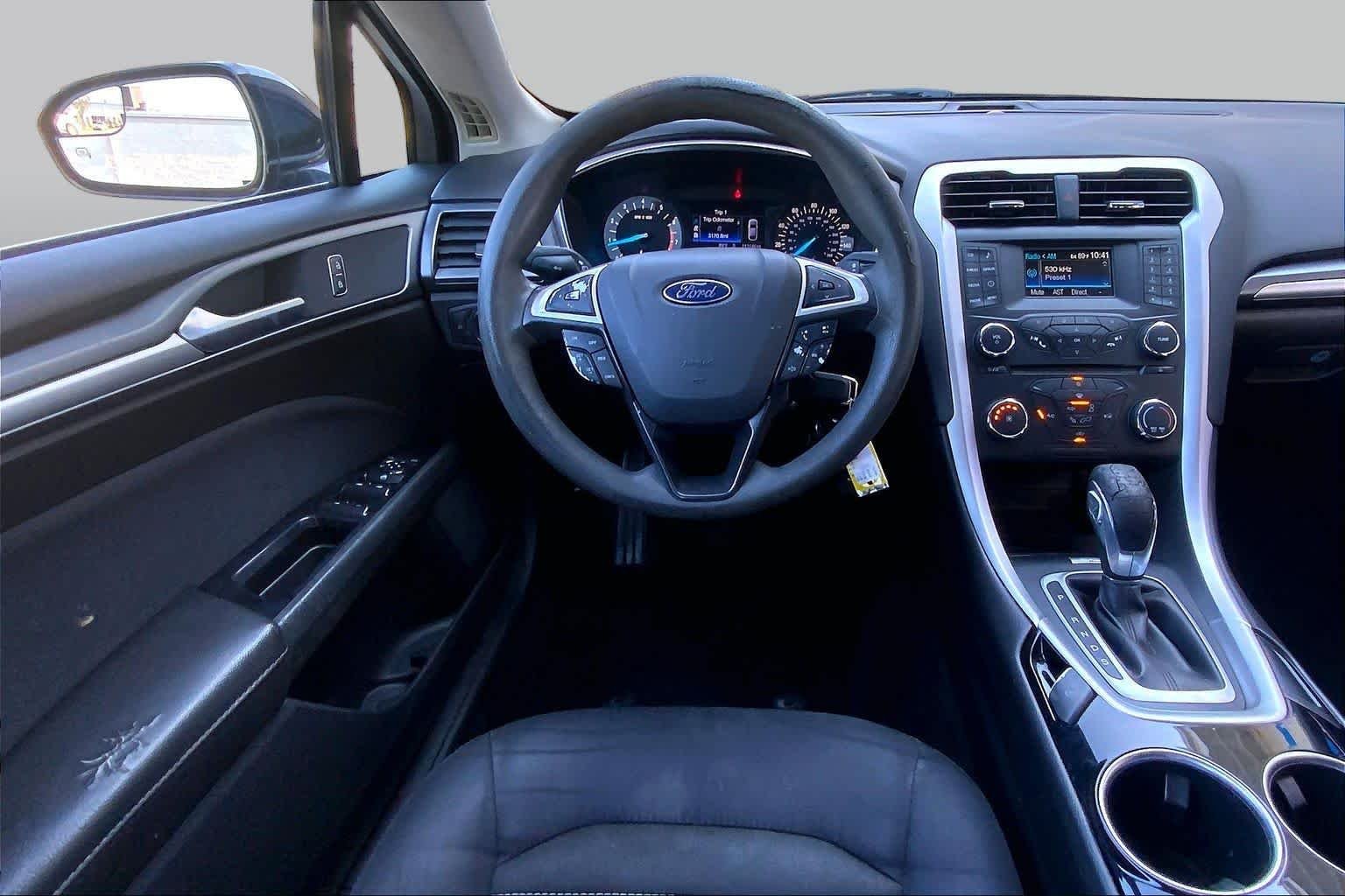 Pre-Owned 2013 Ford Fusion SE