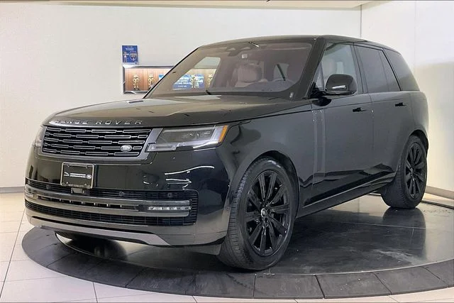 2023 Land Rover Range Rover 3.0 SE SWB's photo