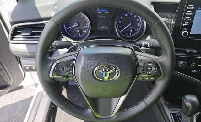 Used 2024 White Toyota SE image 16