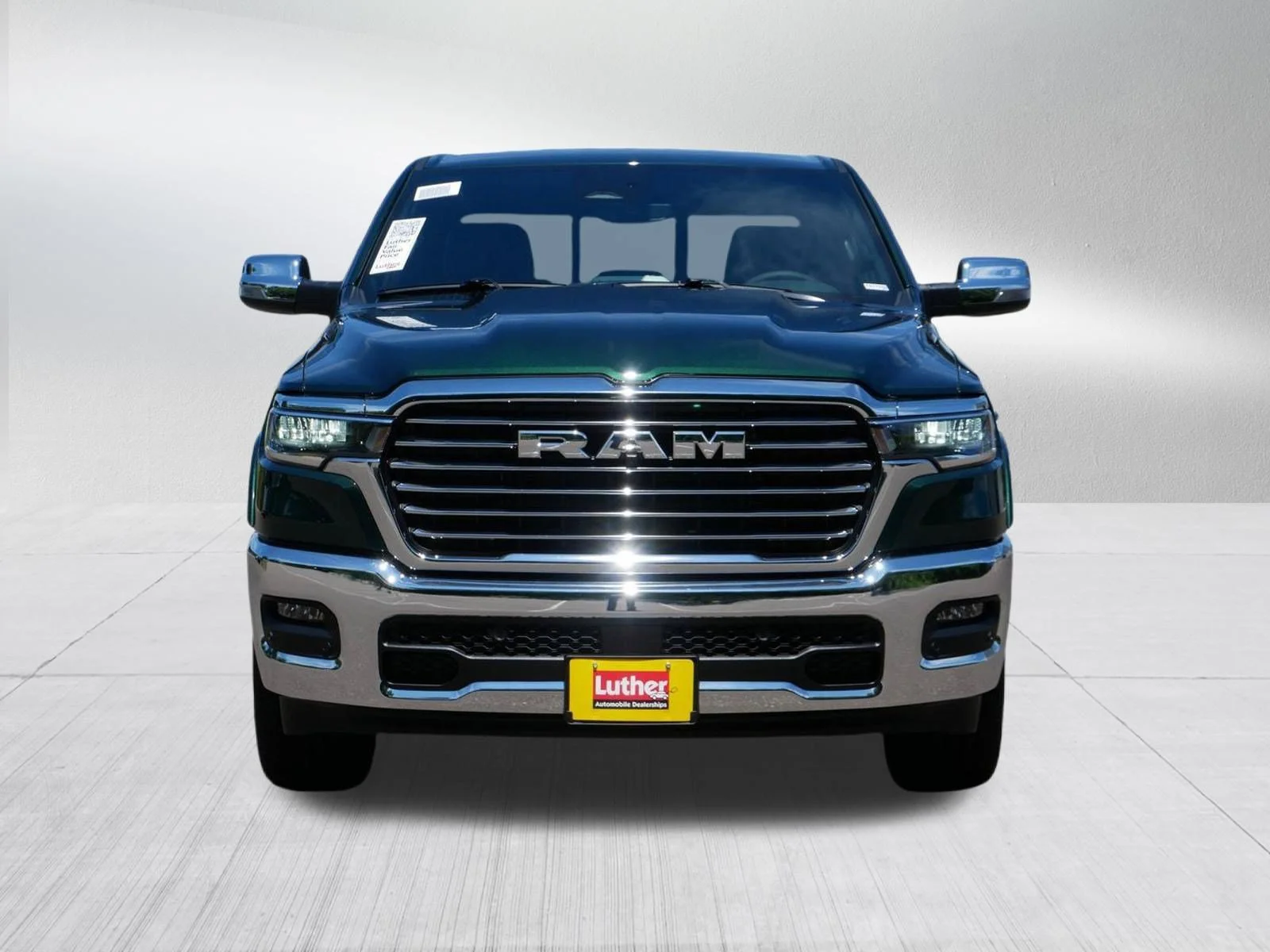 New 2026 Serrano-Green Metallic Exterior Paint RAM Laramie image 2