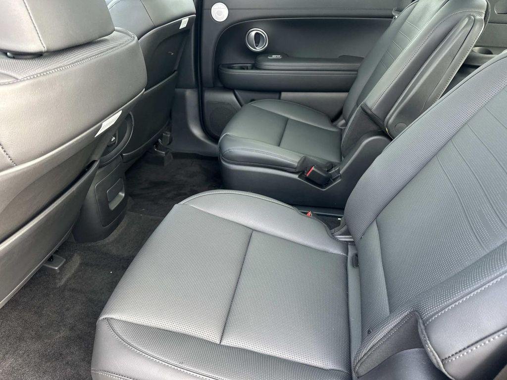 New 2026 Silver Hyundai Limited AWD image 17