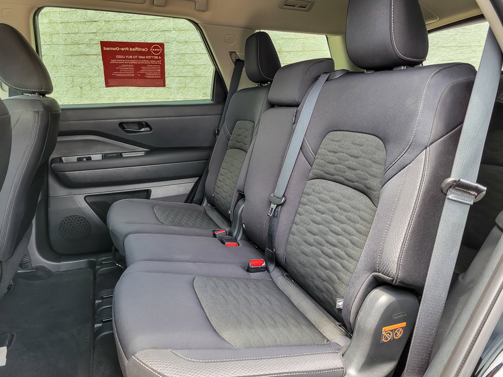 Certified Used 2025 Super Black Nissan S image 9