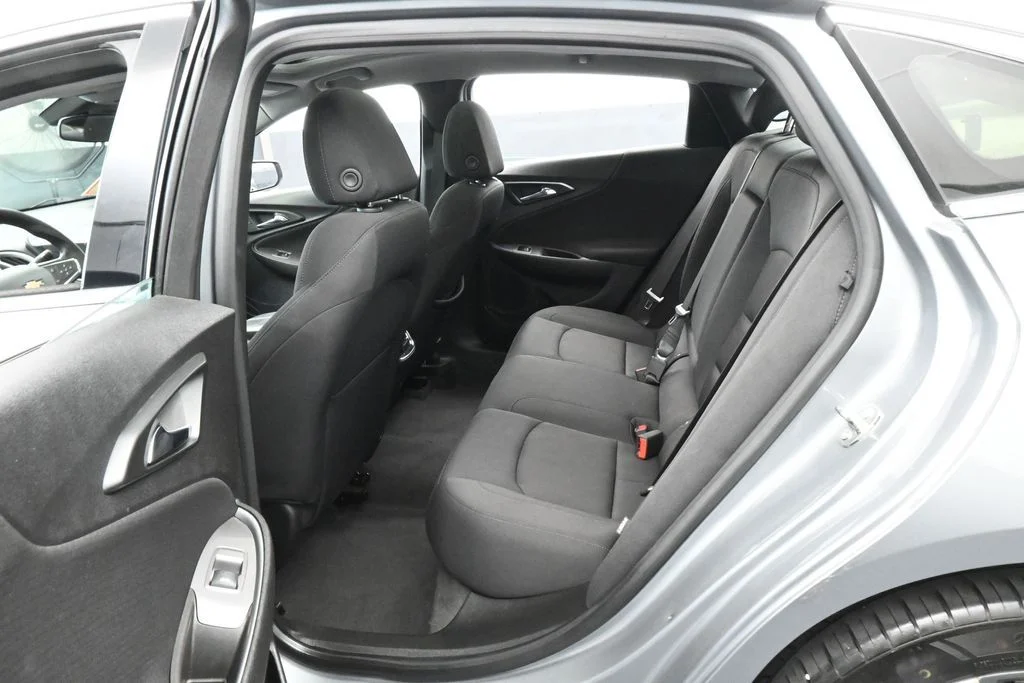 Used 2024 Sterling Gray Metallic Chevrolet LT image 28