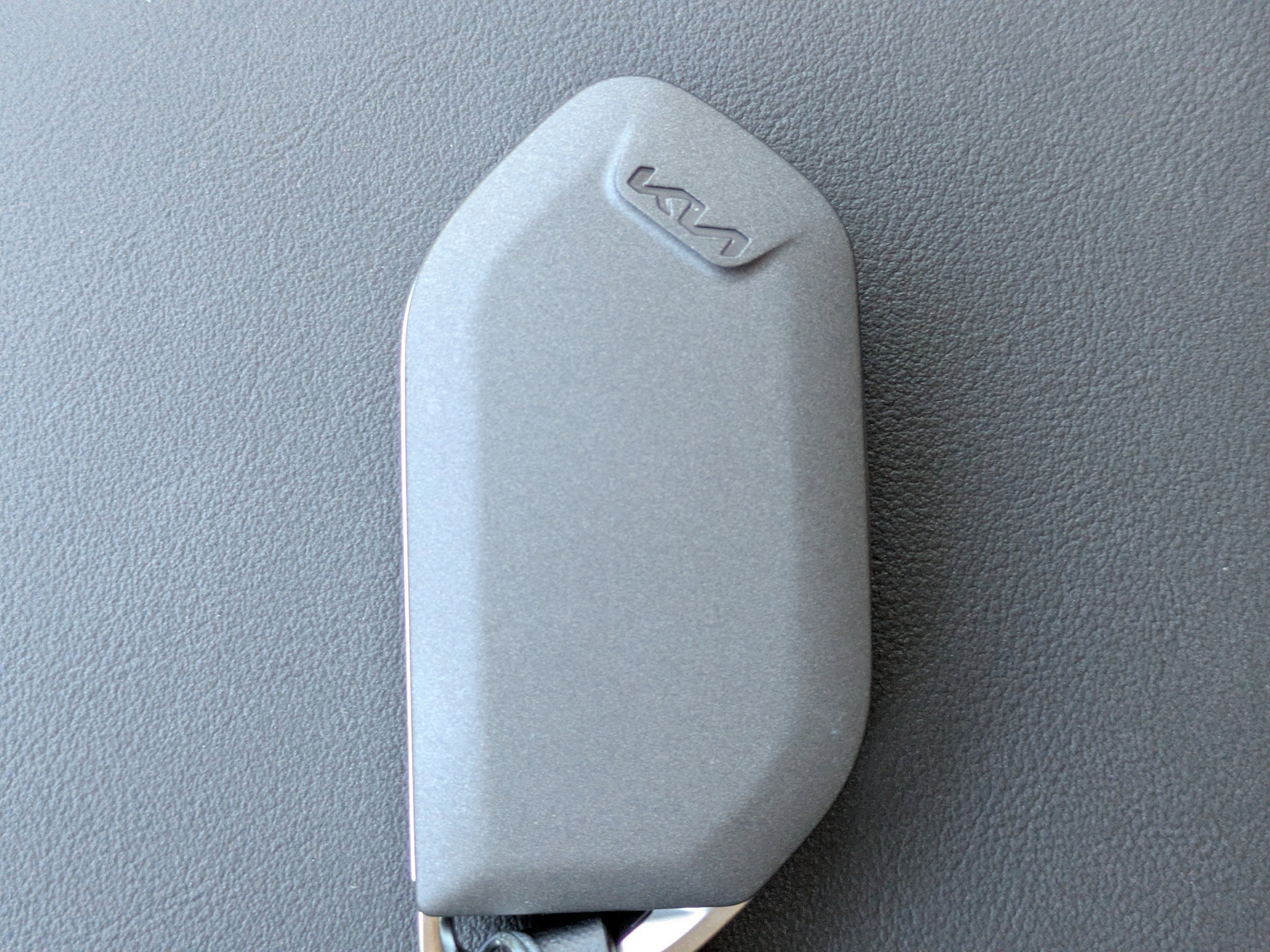 New 2026 Glacial White Pearl Kia S image 40