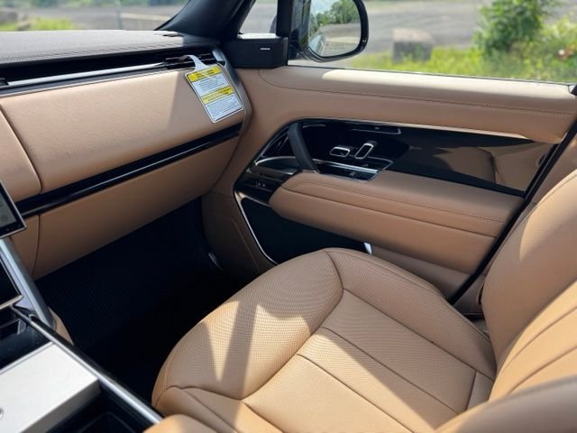 New 2026 Eiger Grey Land Rover SE LWB 7-SEAT image 12