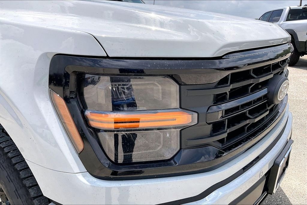 New 2026 Avalanche Ford XLT image 16