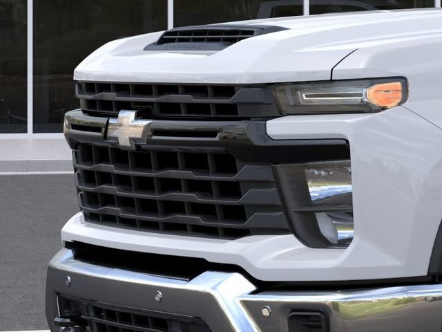 New 2026 Summit White Chevrolet WT DRW image 13