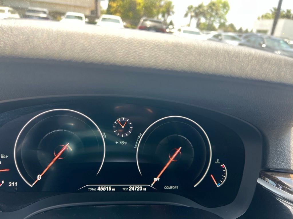 Used 2019 Bluestone Metallic BMW 540i image 14