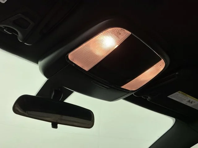Used 2019  Dodge SXT image 21