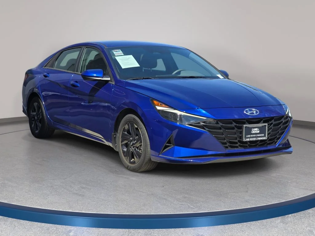 Used 2022 Blue Hyundai SEL image 4