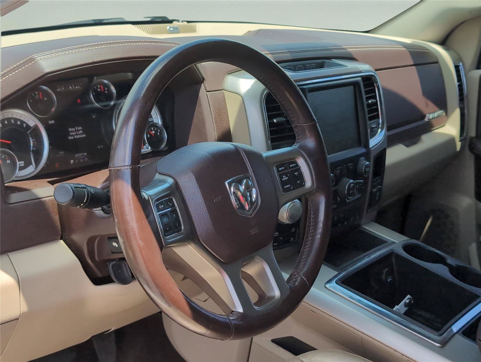 Used 2015 Bright White Clearcoat Ram Laramie image 14