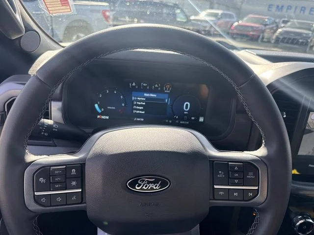 Used 2025 Black Ford Lariat image 26