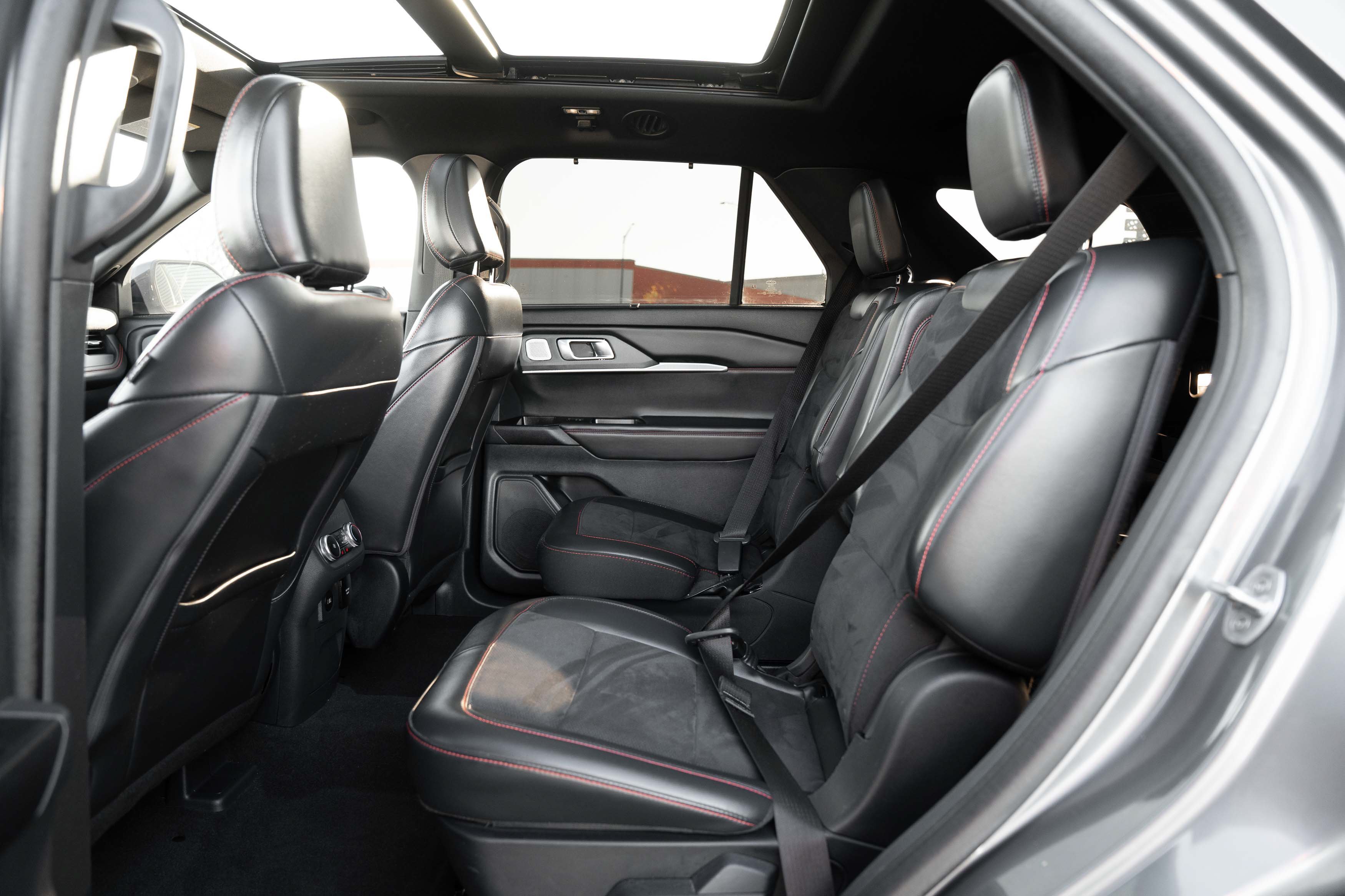 Used 2025 Carbonized Gray Metallic Ford ST image 22