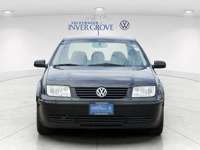 Used 2000 Volkswagen Jetta GL with VIN 3VWRA29M7YM072924 for sale in Inver Grove Heights, Minnesota