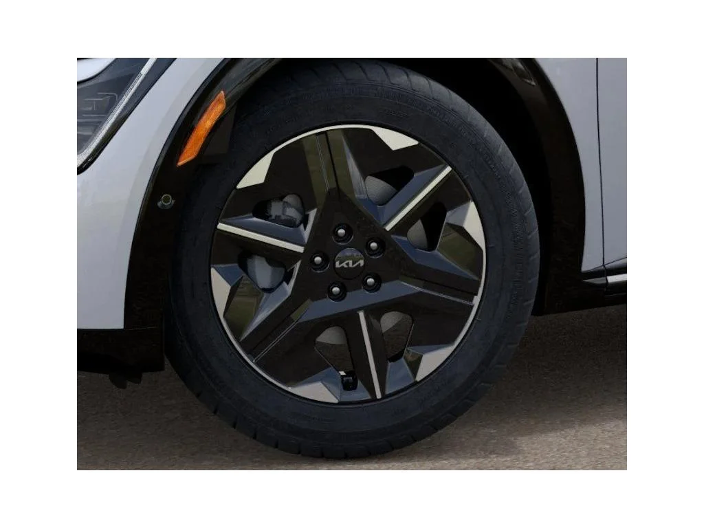 New 2026 Glacial White Pearl Kia WIND image 9