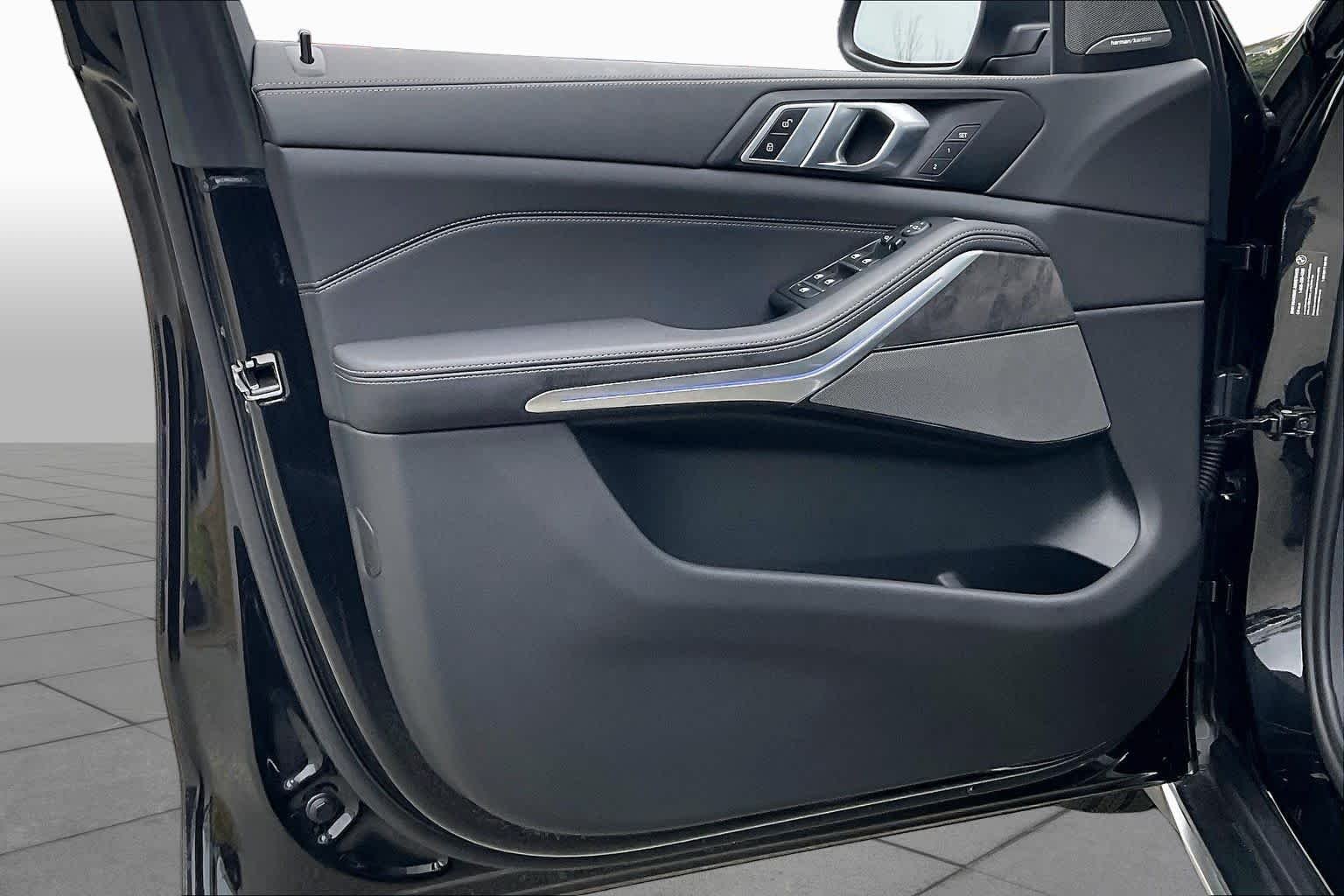 2026 BMW X5 40i - Photo 10