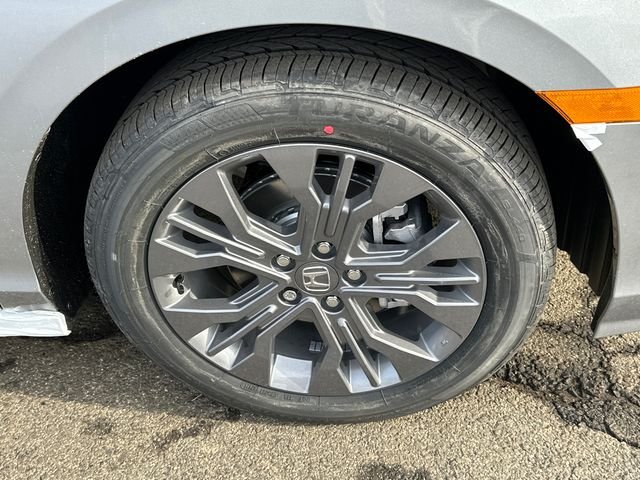 2026 Honda Odyssey Touring - Photo 7