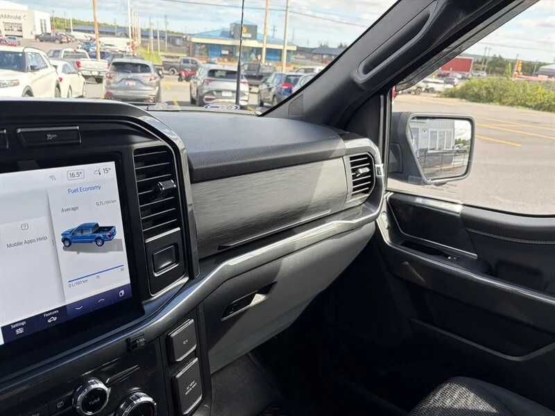 Used 2022 Blue Ford XLT image 11