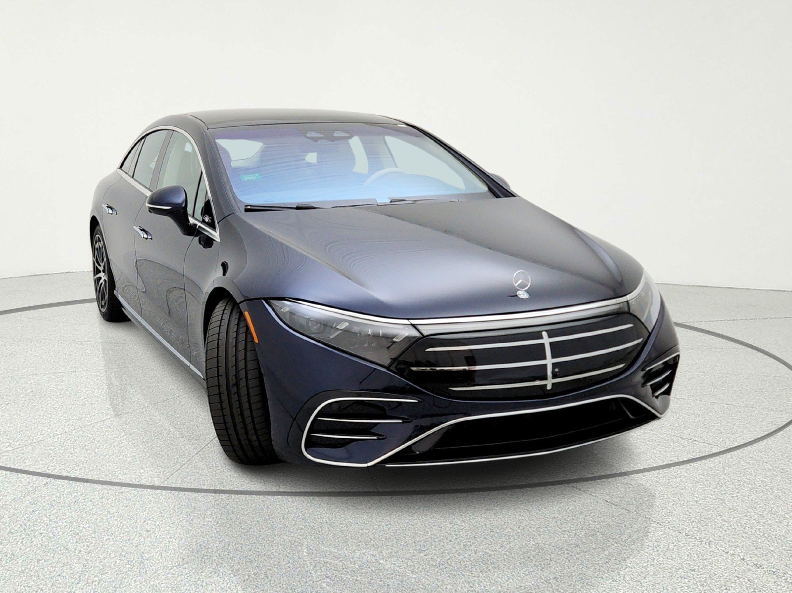 New 2026 Nautical Blue Metallic Mercedes-Benz EQS 450 4MATIC® Sedan image 4