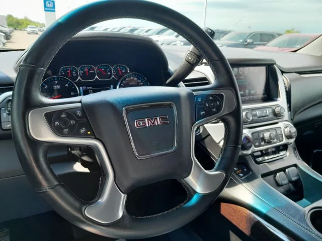 Used 2018 White GMC SLT image 11
