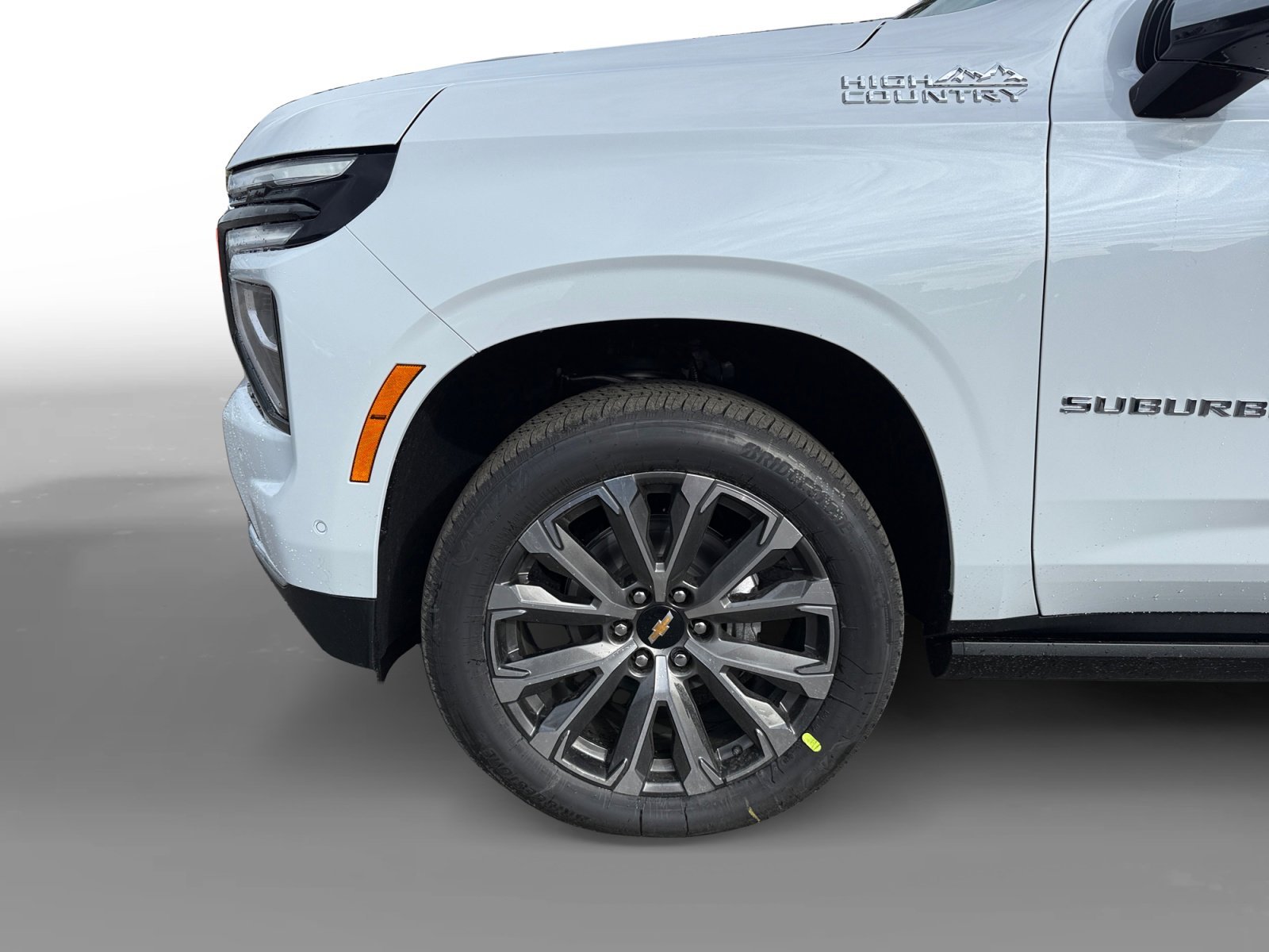 2026 Chevrolet Suburban High Country - Photo 9