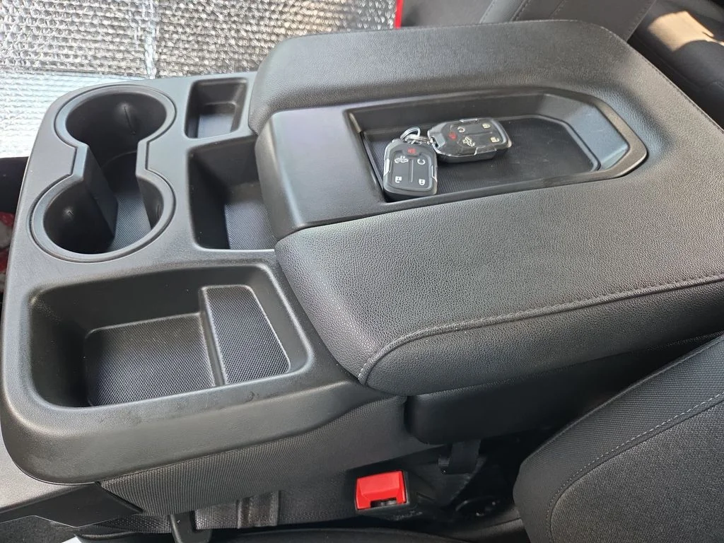 Used 2022 Silver Chevrolet LT image 15