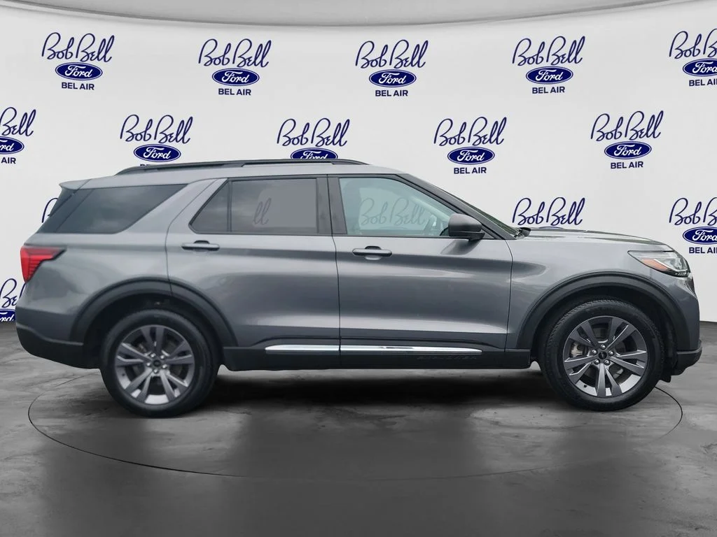 Used 2025 Gray Ford Active image 8
