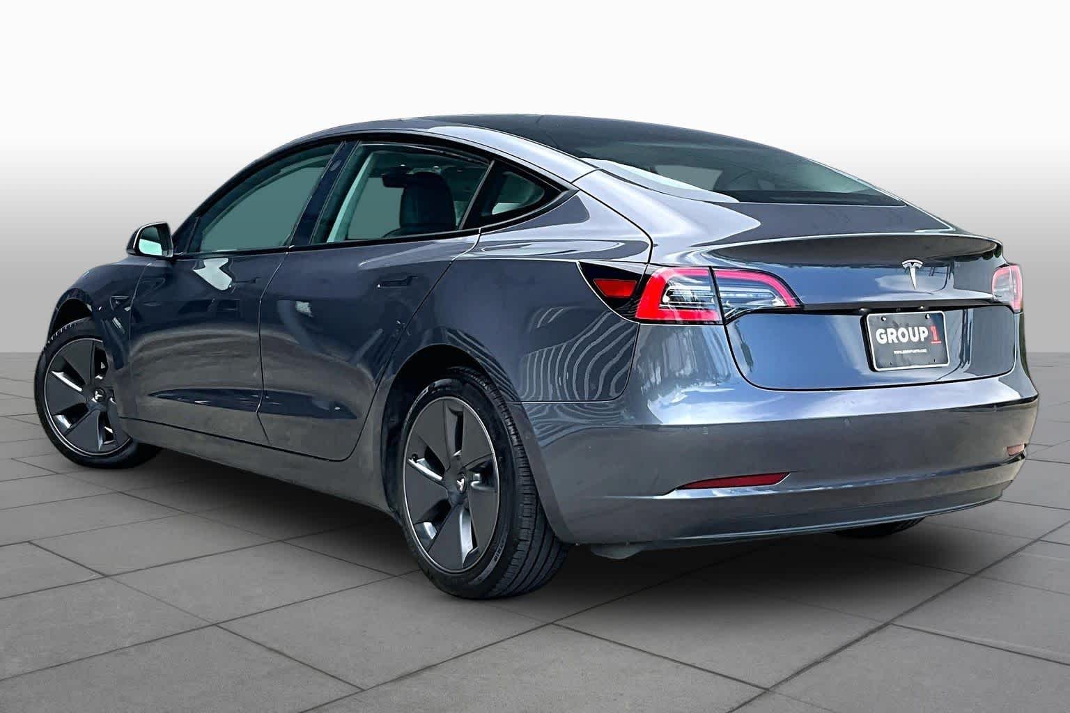 Used 2021 Deep Blue Metallic Tesla Standard Range Plus image 10