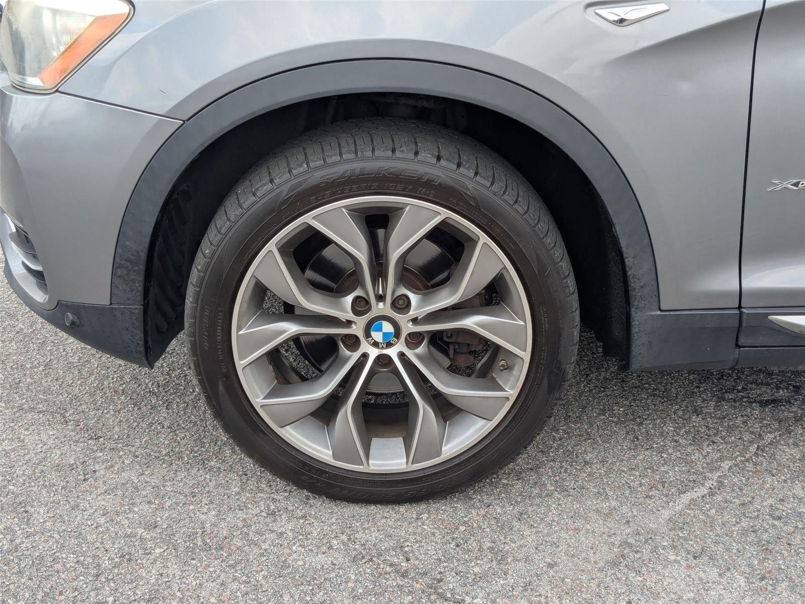 Used 2016 Space Gray Metallic BMW xDrive28i image 10