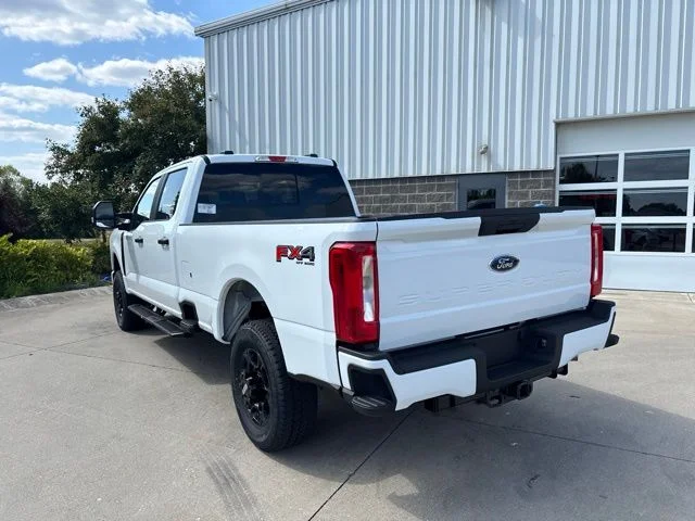 New 2026 Oxford White Ford F-350® XL image 7