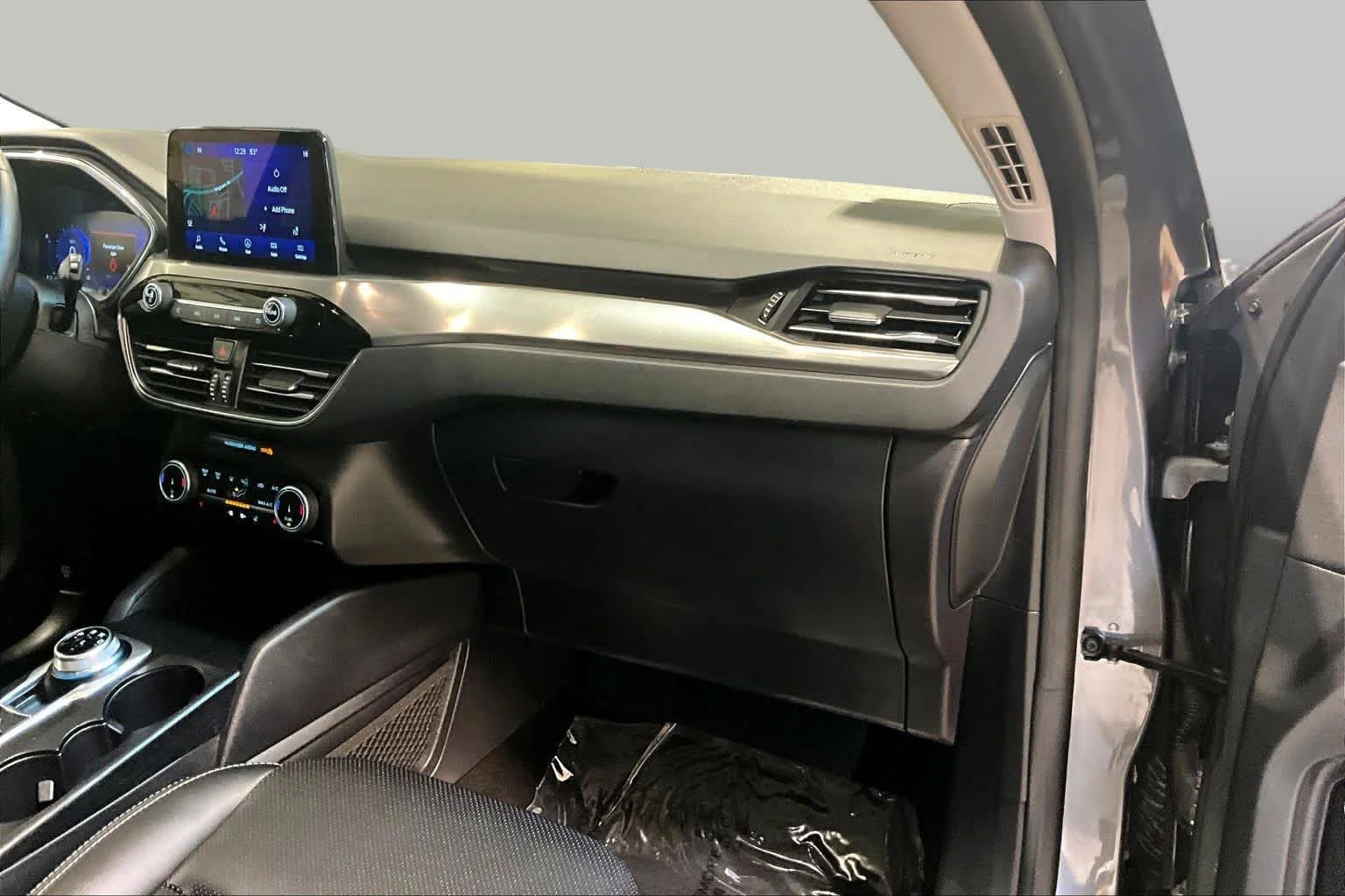Used 2022 Carbonized Gray Metallic Ford Titanium Plug-In Hybrid image 18